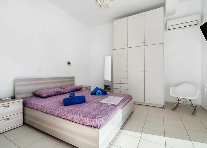 Porto Katsiki Villa *